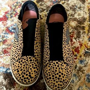 Dr Scholls comfort slip on tennis shoes Size 8